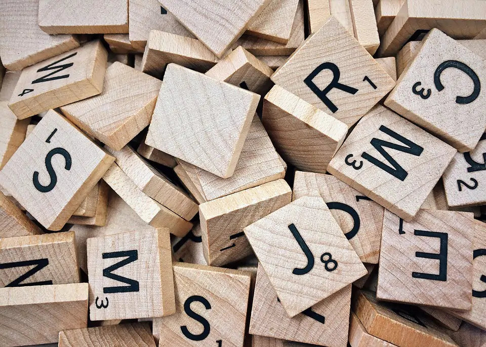 Upcycling Projects to Try : Number 5 : Scrabble Fridge Magnets