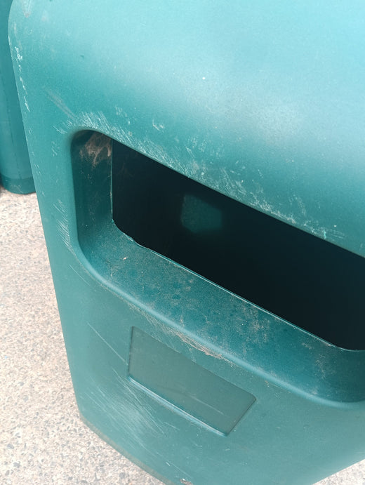 Reduced to Clear - Green External Litter Bin - Damaged